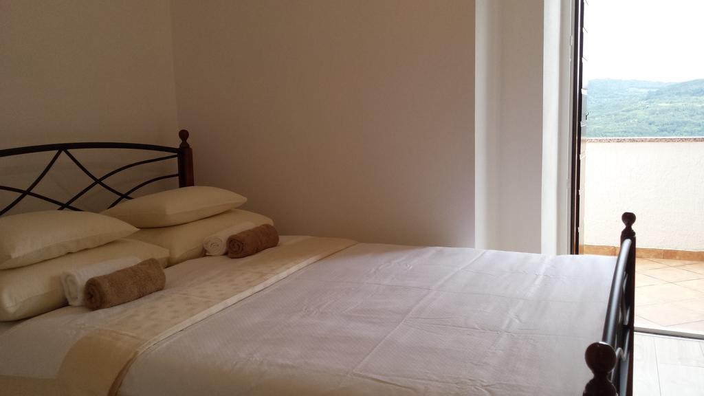 House Of Veli Joze Villa Motovun Luaran gambar